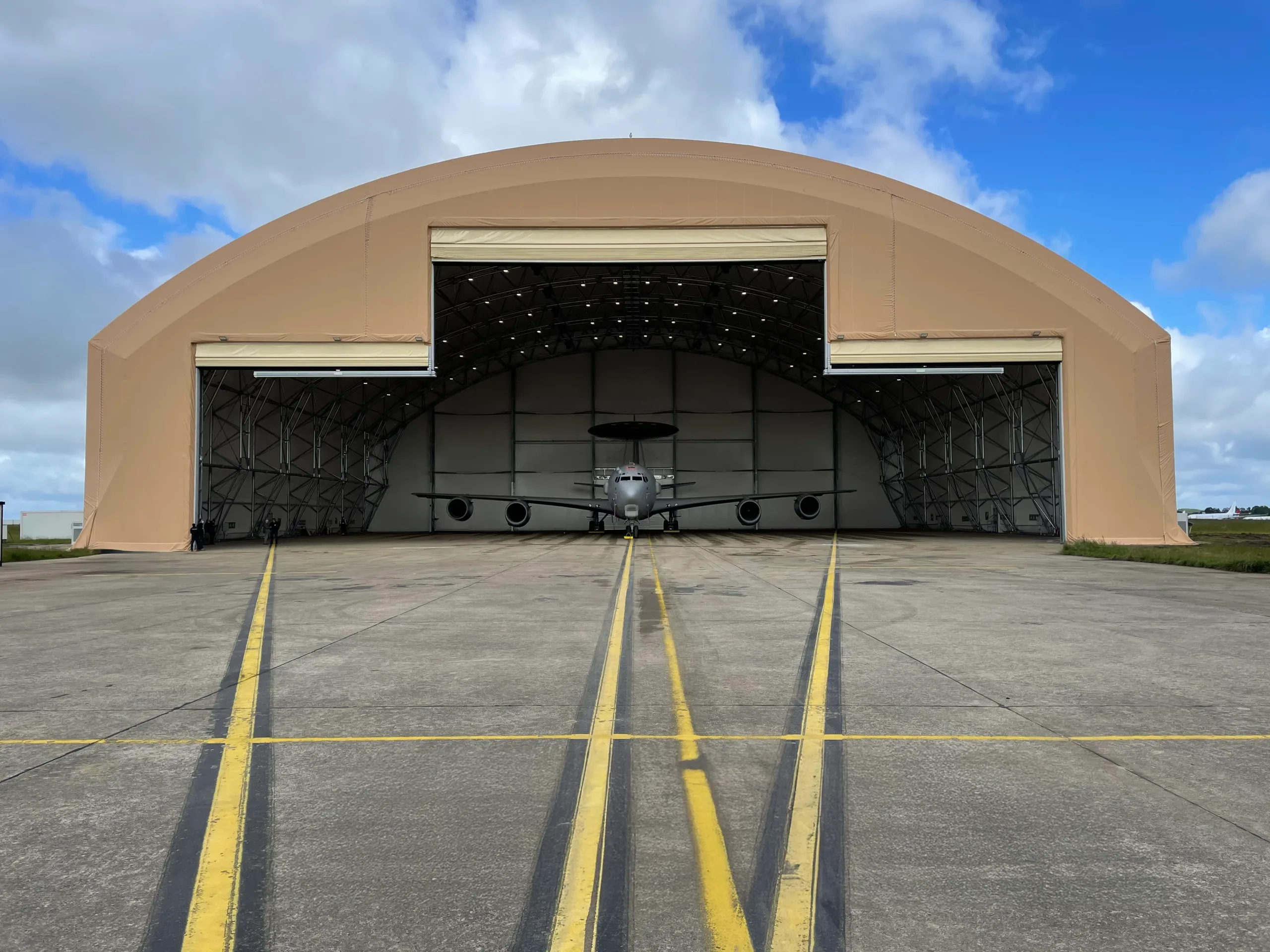 hangardeuren – ISO Flex hangar doors hangardeuren - ISO Flex hangar doors