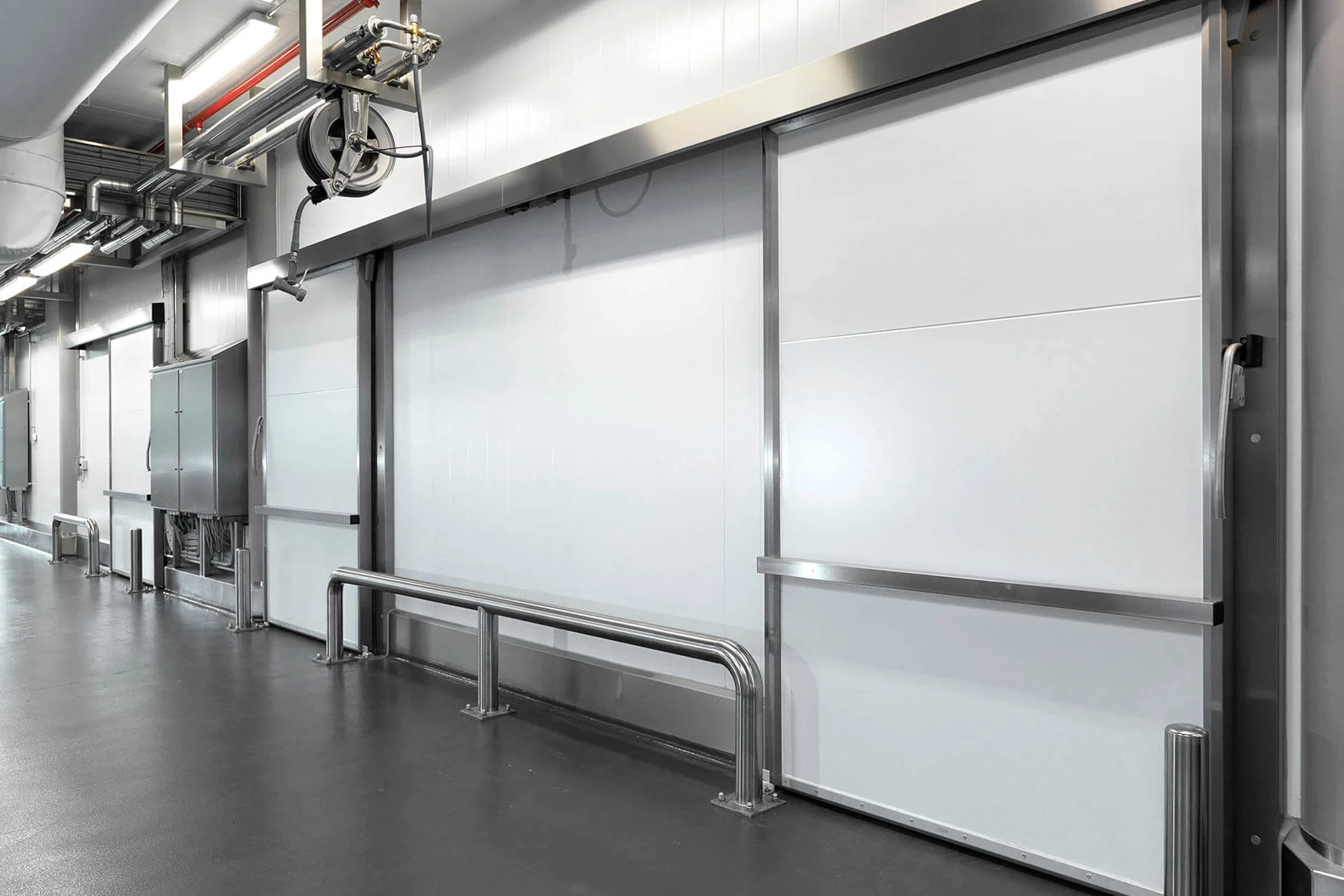 koel- en vriesdeuren – ISO Flex hangar doors koel- en vriesdeuren - ISO Flex hangar doors