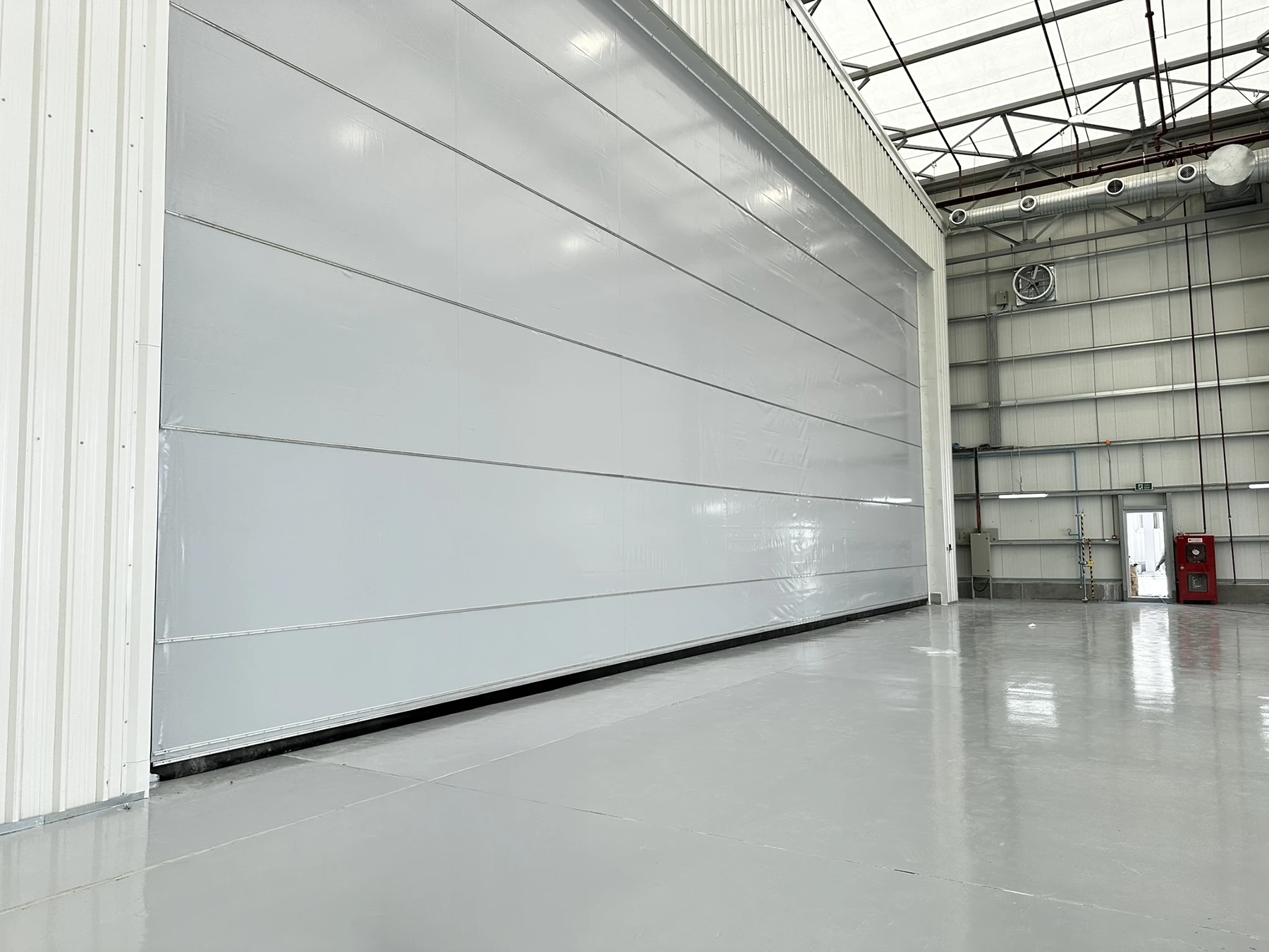 Maatwerk hangardeuren - IsoFlex Hangardoors